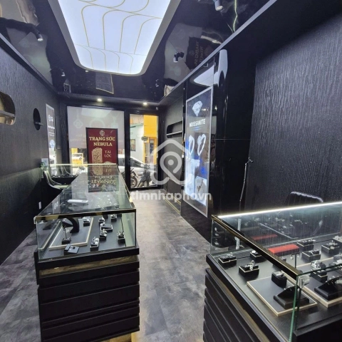 18 Đường Rạch Bùng Binh, Phường Nhiêu Lộc