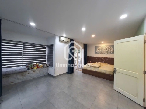 30 Đường Trần Trọng Cung, Phường Tân Thuận