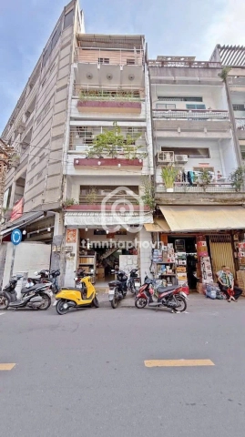 57 Đường Trịnh Hoài Đức, Phường Chợ Lớn