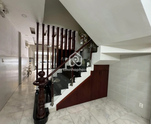 330/3 Đường Phan Văn Trị, Phường Bình Lợi Trung