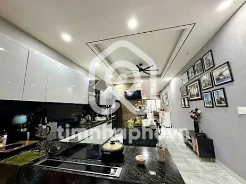 226/13/20 Đường Nguyễn Thái Sơn, Phường Hạnh Thông