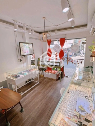 45 Đường Huỳnh Văn Bánh, Phường Phú Nhuận