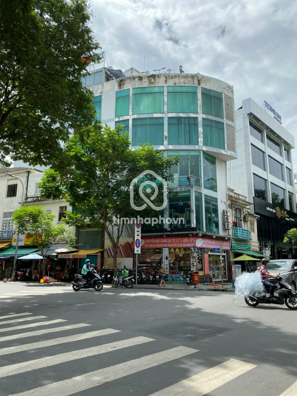 83 Đường Lê Thị Hồng Gấm, Phường Bến Thành 83 Đường Lê Thị Hồng Gấm, Phường Bến Thành