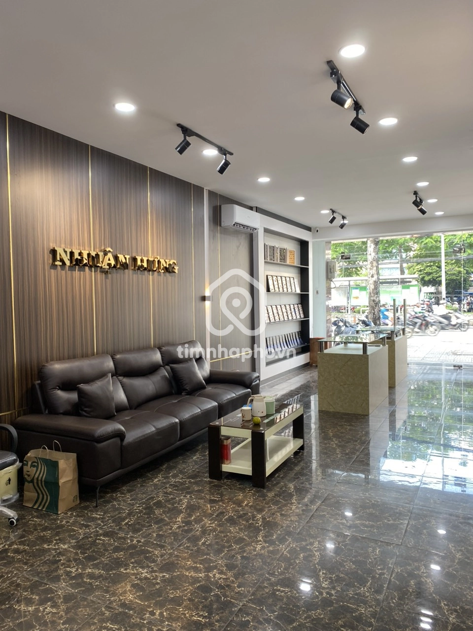 460 Đường Lý Thường Kiệt, Phường Tân Sơn Nhất 460 Đường Lý Thường Kiệt, Phường Tân Sơn Nhất