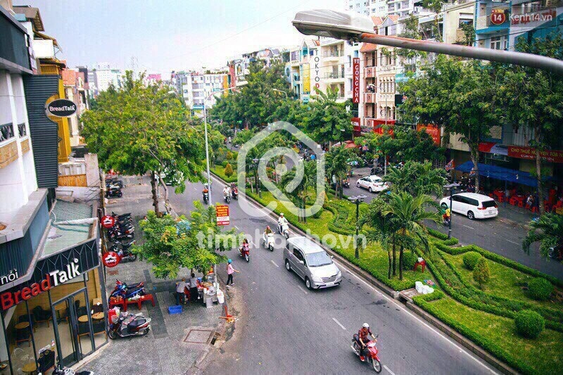 166 Đường Phan Xích Long, Phường Cầu Kiệu