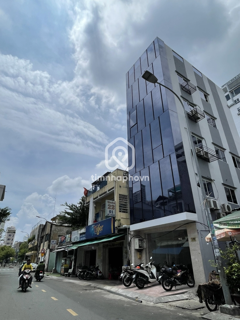 1B Đường Đề Thám, Phường Cầu Ông Lãnh