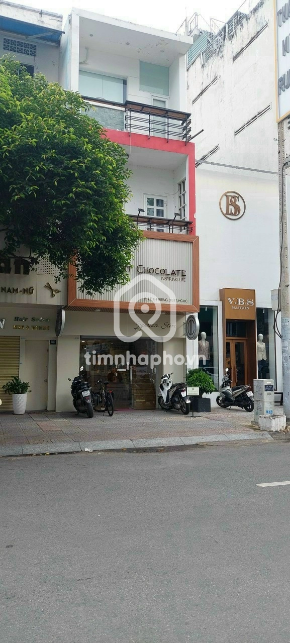 131 Đường Lê Thị Riêng, Phường Bến Thành 131 Đường Lê Thị Riêng, Phường Bến Thành