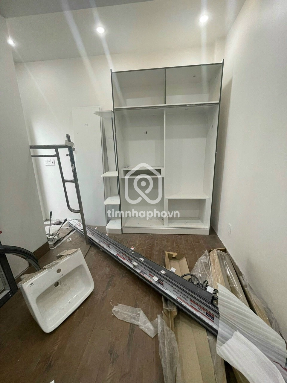 374/6/8 Đường Âu Cơ, Phường Bảy Hiền