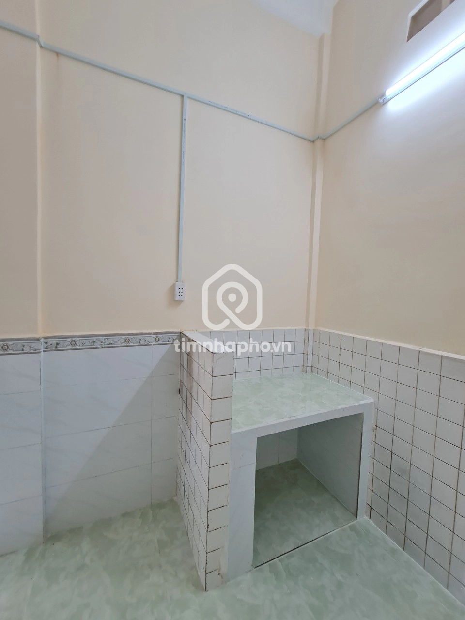 102/3 Đường Trần Quang Khải, Phường Tân Định 102/3 Đường Trần Quang Khải, Phường Tân Định