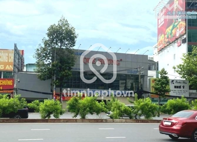 129 Đường Nguyễn Hữu Cảnh, Phường Thạnh Mỹ Tây 129 Đường Nguyễn Hữu Cảnh, Phường Thạnh Mỹ Tây