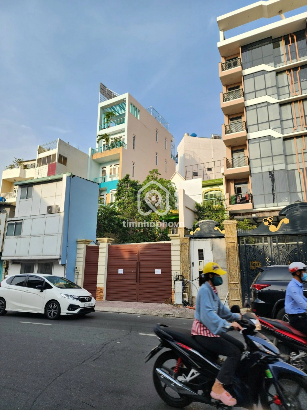 657 Đường Nguyễn Kiệm, Phường Đức Nhuận 657 Đường Nguyễn Kiệm, Phường Đức Nhuận
