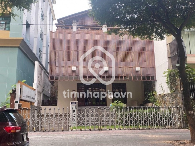 100 Đường Nguyễn Du, Phường Sài Gòn