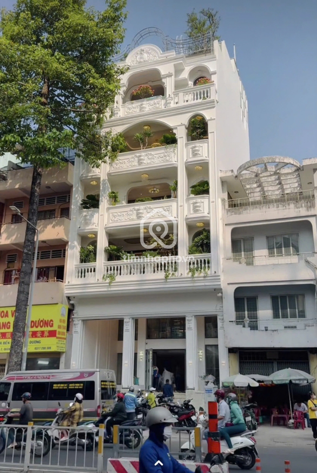 744a Đường Trần Hưng Đạo, Phường Chợ Quán