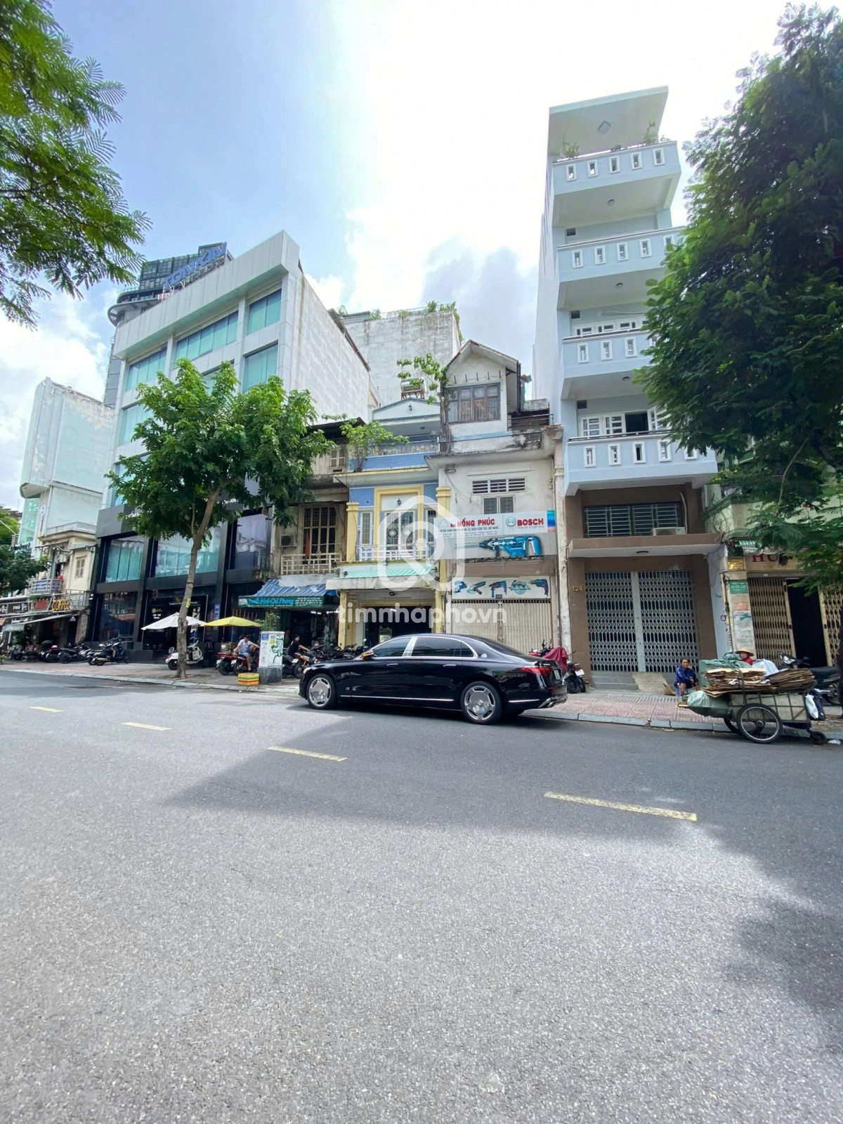 126-128 Đường Yersin, Phường Bến Thành