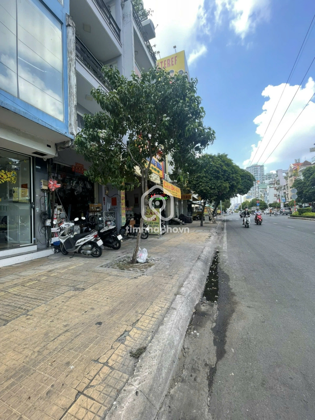 407 Đường Lạc Long Quân, Phường Hòa Bình 407 Đường Lạc Long Quân, Phường Hòa Bình