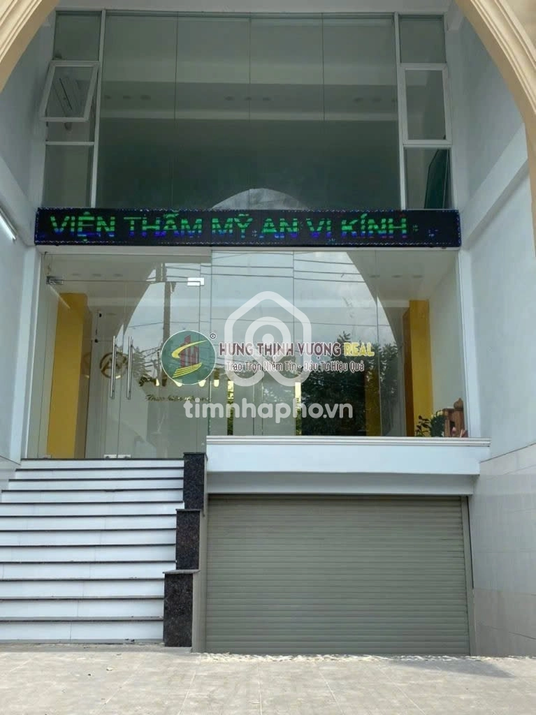 773 Đường Trần Xuân Soạn, Phường Tân Hưng