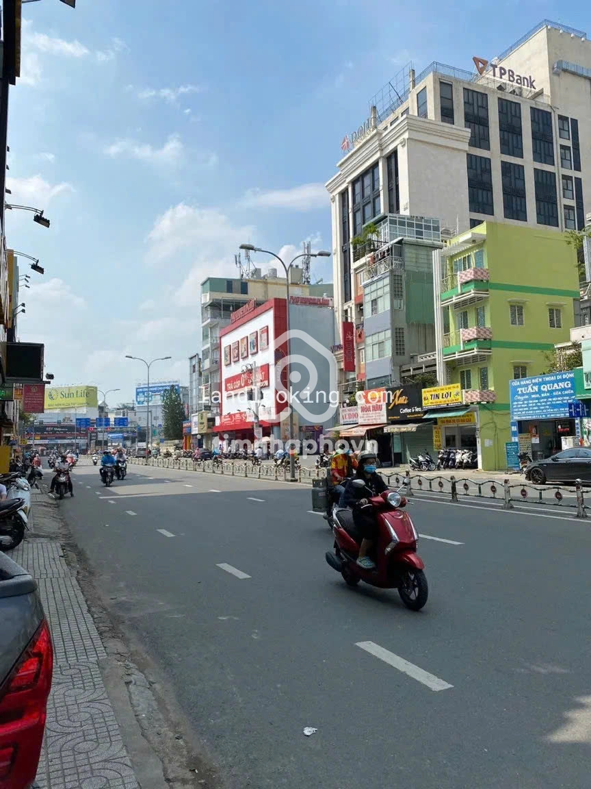 204 Đường Phan Đăng Lưu, Phường Gia Định 204 Đường Phan Đăng Lưu, Phường Gia Định