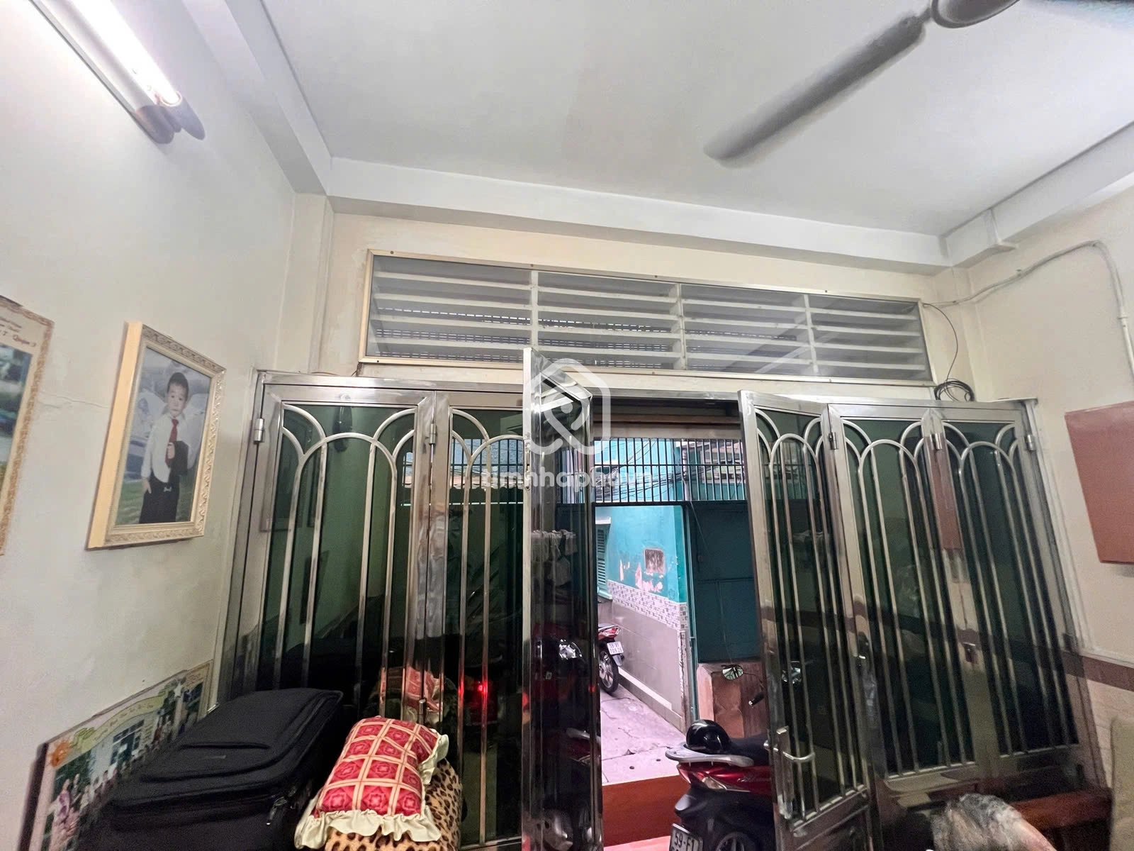 102 Đường Nguyễn Thượng Hiền, Phường Đức Nhuận