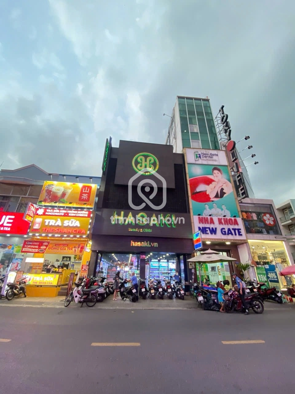 220 Đường Tân Hương, Phường Phú Thọ Hòa 220 Đường Tân Hương, Phường Phú Thọ Hòa