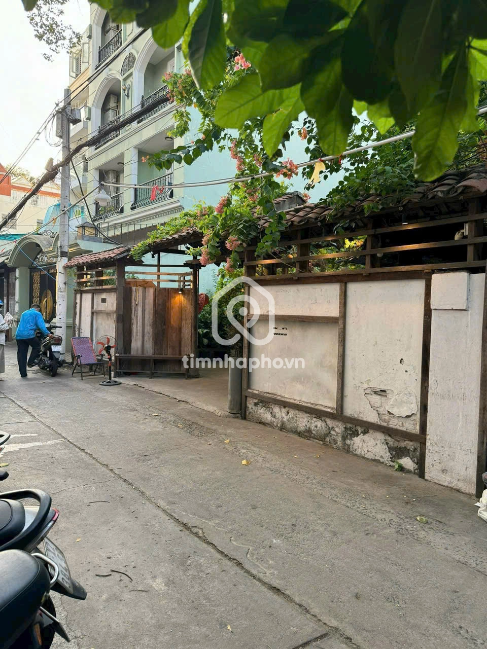 120/25 Đường Trần Bình Trọng, Phường Chợ Quán