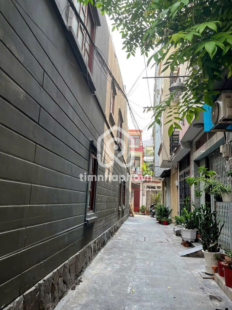 131/35/2 Đường Thành Thái, Phường Diên Hồng 131/35/2 Đường Thành Thái, Phường Diên Hồng