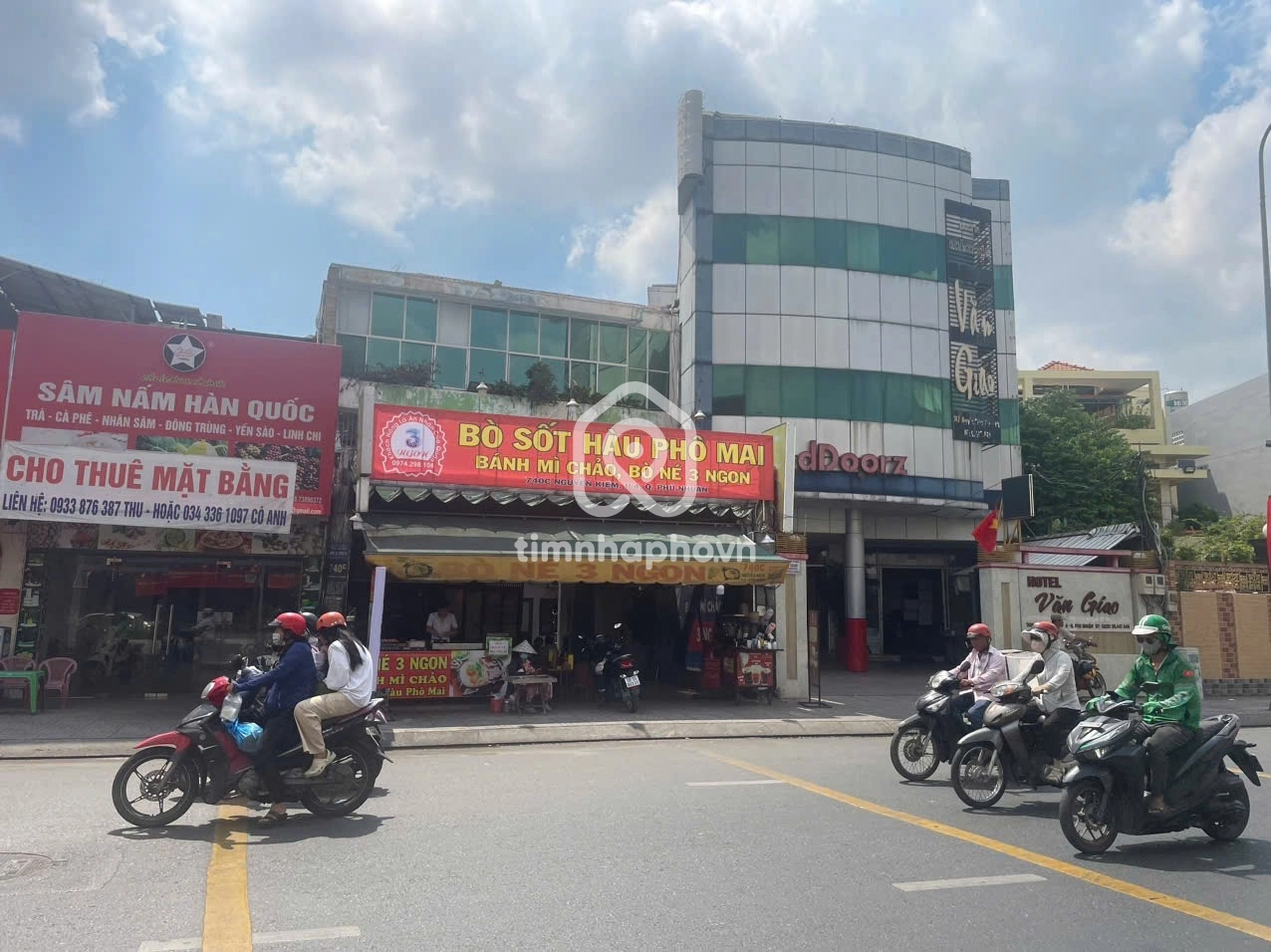 740C Đường Nguyễn Kiệm, Phường Đức Nhuận 740C Đường Nguyễn Kiệm, Phường Đức Nhuận