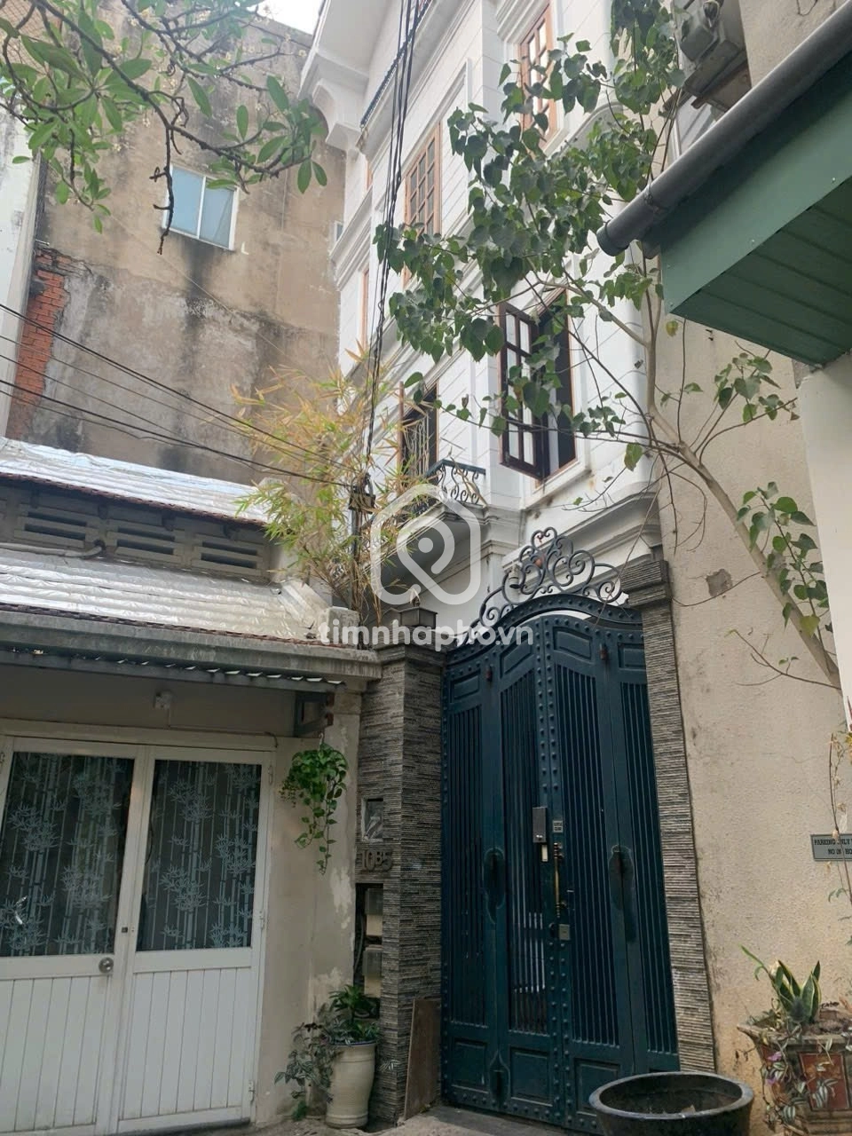 97 Đường Cách Mạng Tháng Tám, Phường Bến Thành 97 Đường Cách Mạng Tháng Tám, Phường Bến Thành