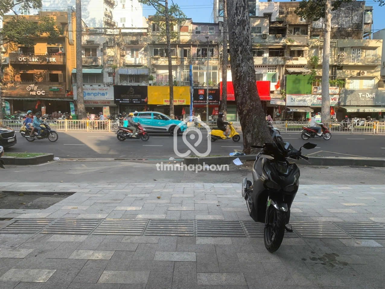 202 Đường Trần Hưng Đạo, Phường Cầu Ông Lãnh 202 Đường Trần Hưng Đạo, Phường Cầu Ông Lãnh