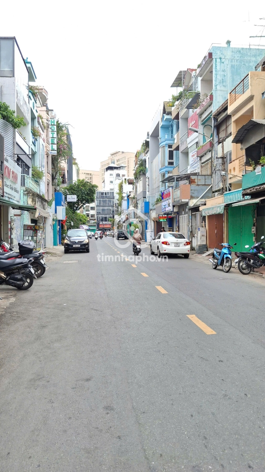 69 Đường Phan Văn Trị, Phường Chợ Quán