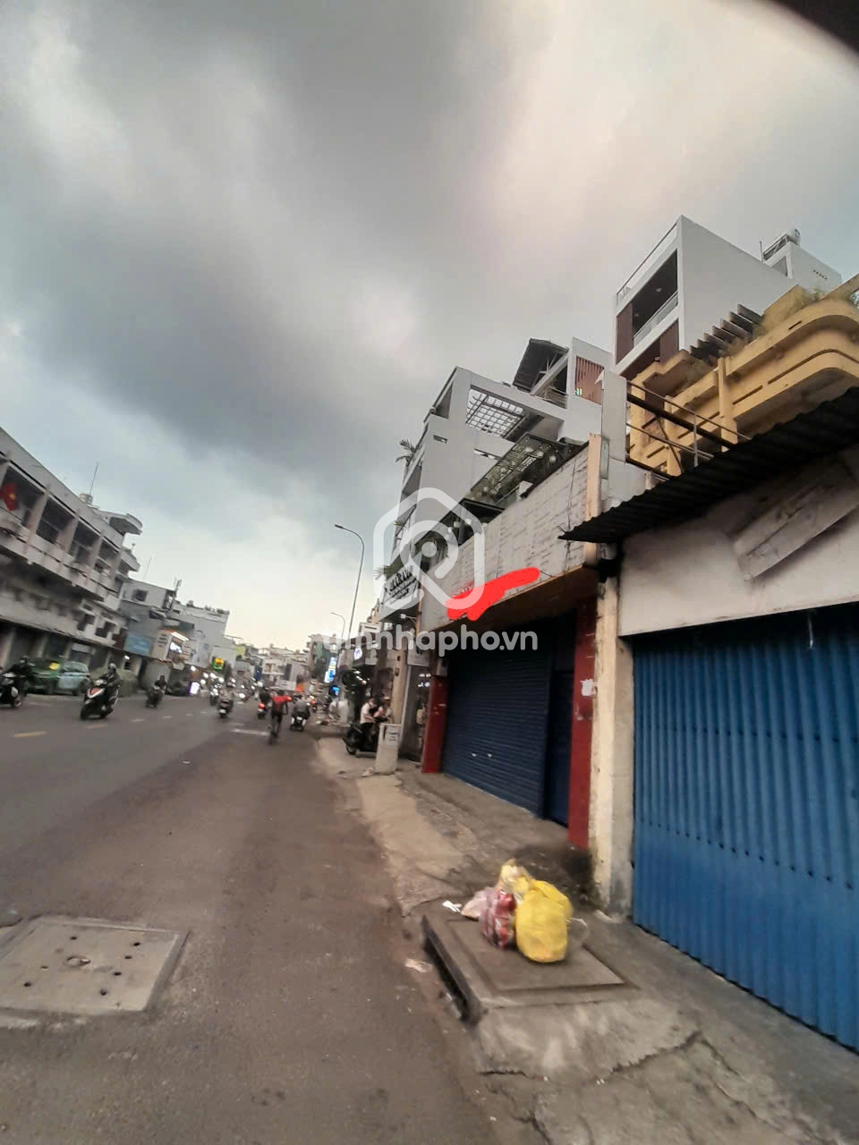694 Đường Lạc Long Quân, Phường Bảy Hiền 694 Đường Lạc Long Quân, Phường Bảy Hiền
