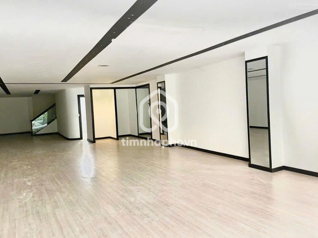 215a-215b Đường Hai Bà Trưng, Phường Xuân Hòa 215a-215b Đường Hai Bà Trưng, Phường Xuân Hòa