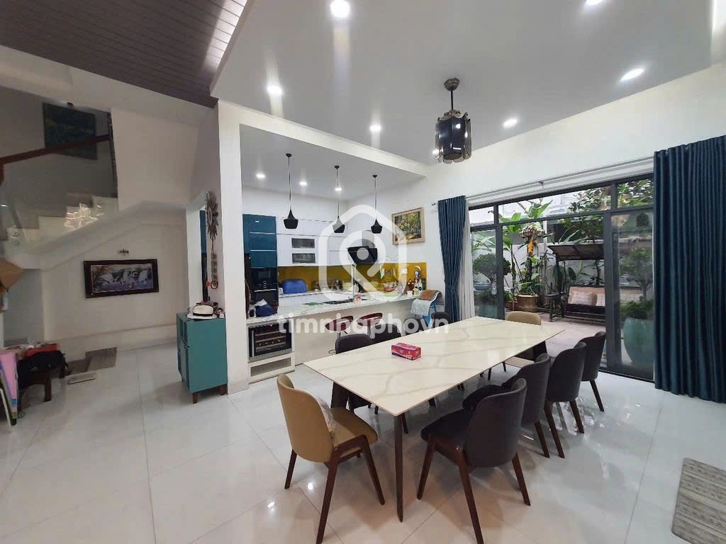 30 Đường Trần Trọng Cung, Phường Tân Thuận