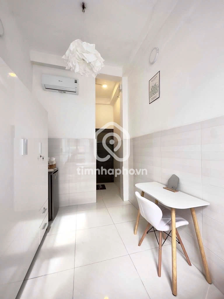 379/7 Đường Huỳnh Văn Bánh, Phường Phú Nhuận