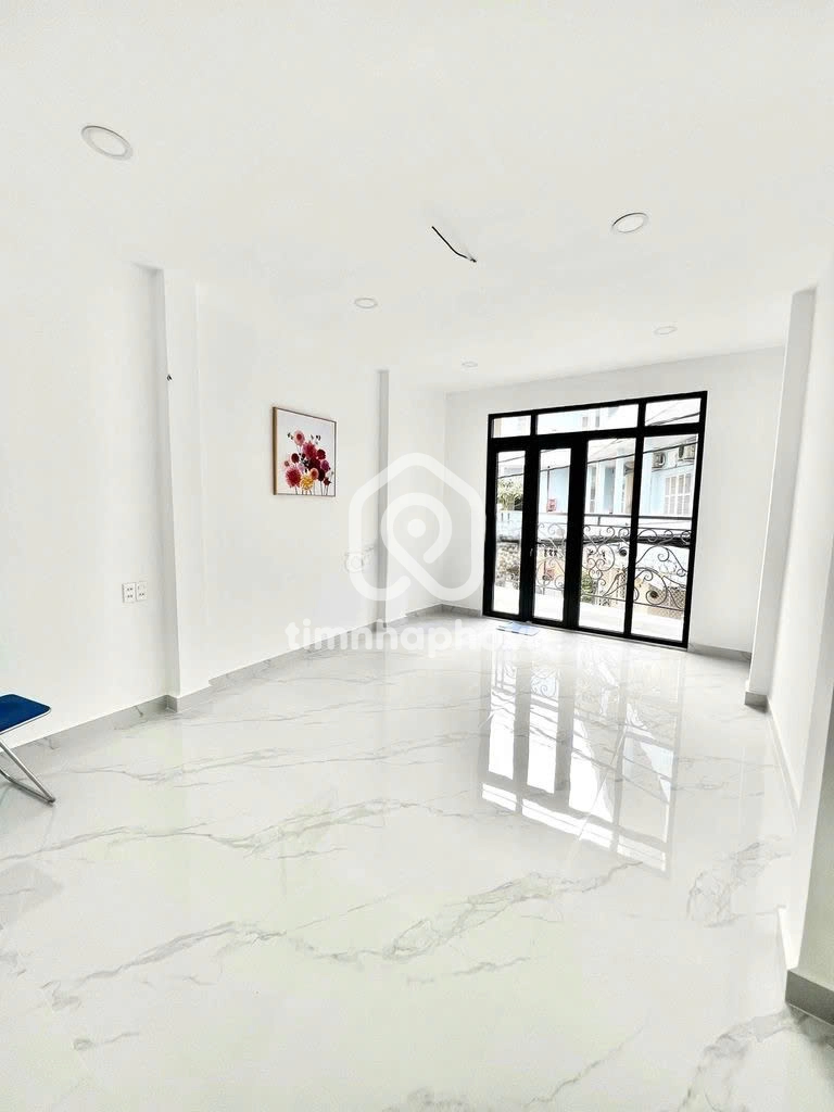 85C Đường Trần Kế Xương, Phường Cầu Kiệu