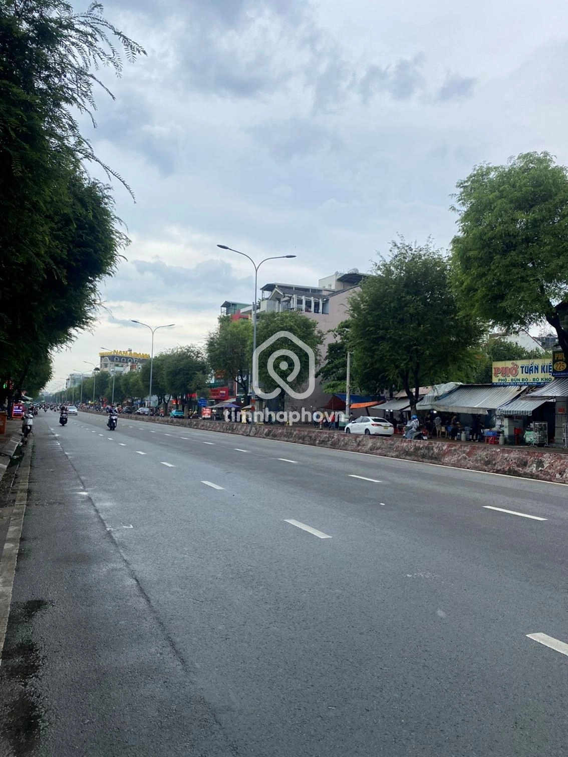 226 Đường Lê Trọng Tấn, Phường Tây Thạnh 226 Đường Lê Trọng Tấn, Phường Tây Thạnh