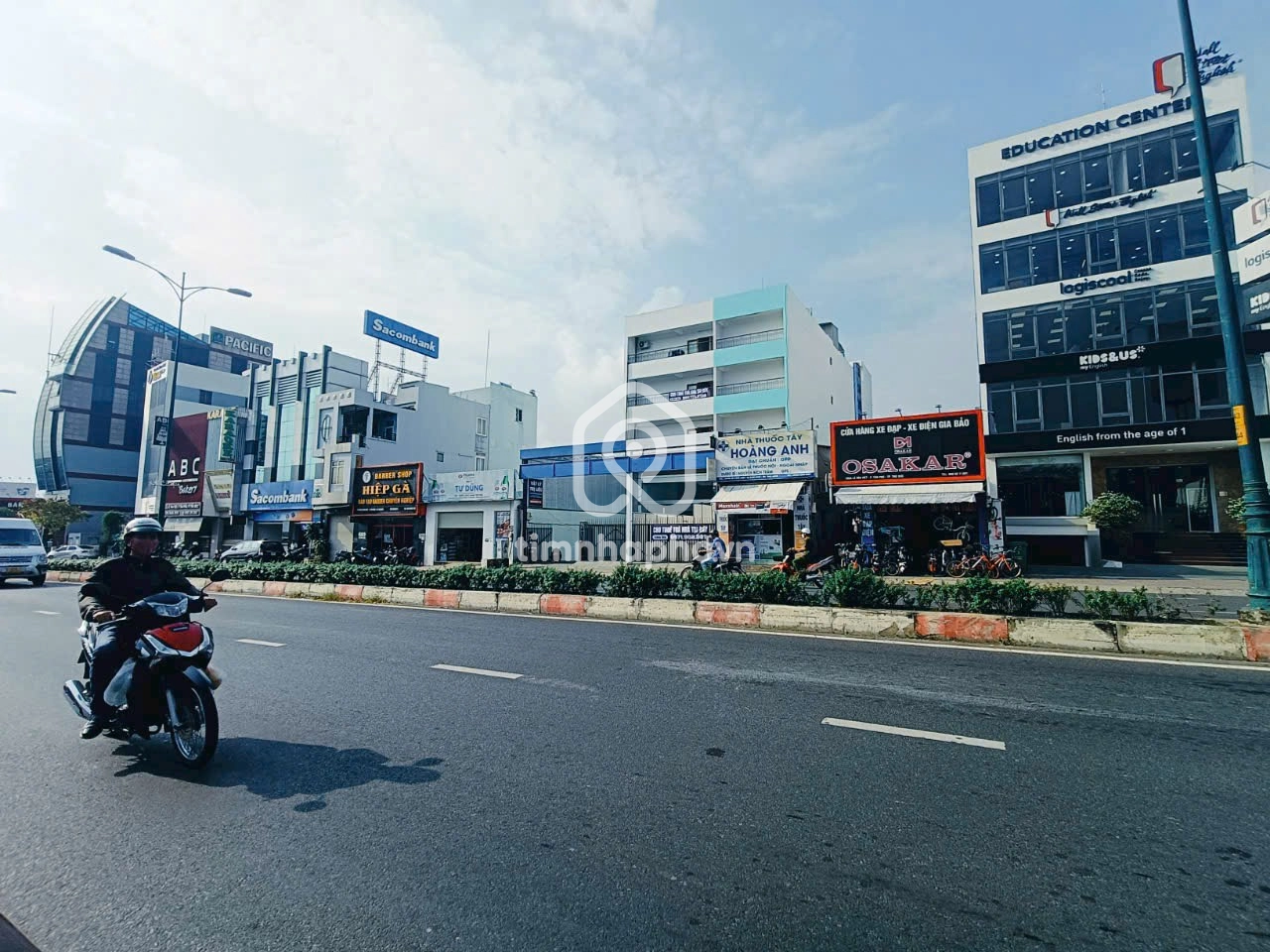 691-693 Đường Lê Văn Việt, Phường Tăng Nhơn Phú