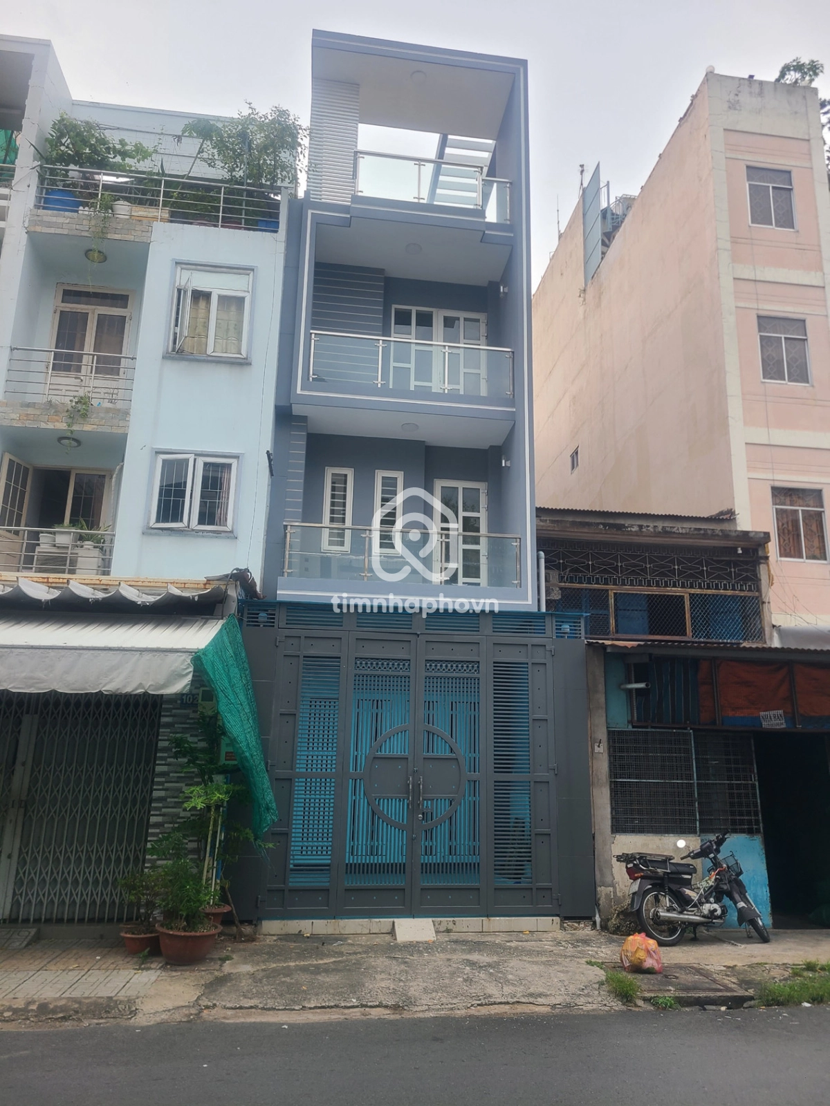 100 Đường Nguyễn Chí Thanh, Phường Minh Phụng 100 Đường Nguyễn Chí Thanh, Phường Minh Phụng