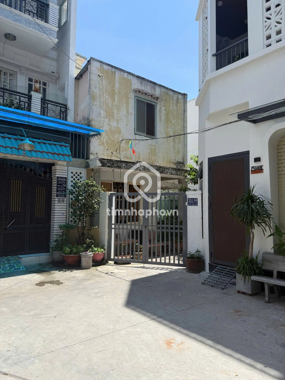 215/50 Đường Lê Quang Định, Phường Gia Định 215/50 Đường Lê Quang Định, Phường Gia Định