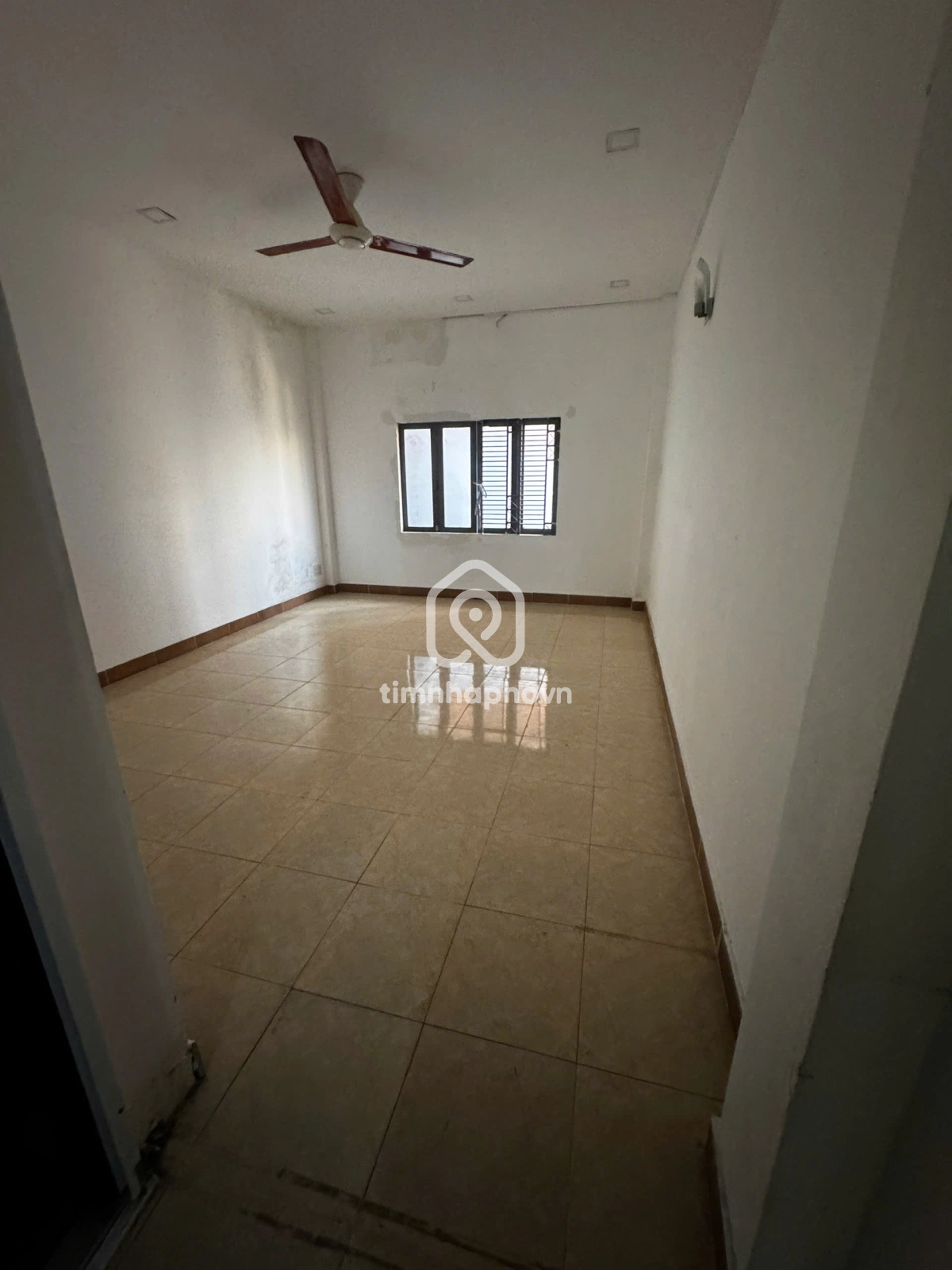 597/2 Đường Nguyễn Kiệm, Phường Vườn Lài 597/2 Đường Nguyễn Kiệm, Phường Vườn Lài