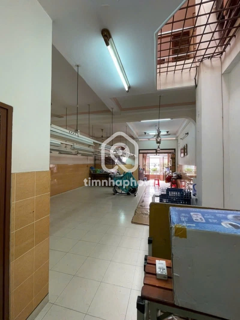 436b/106/21 Đường 3 Tháng 2, Phường Hòa Hưng