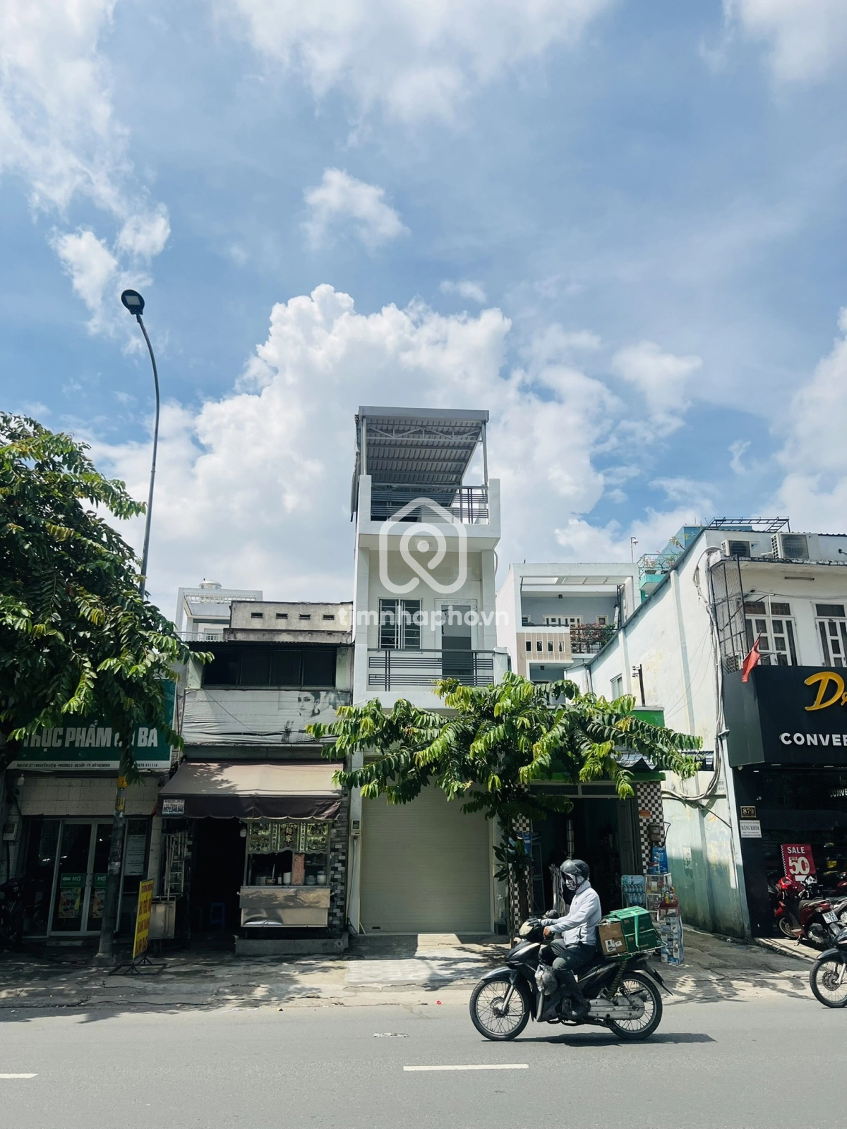 875 Đường Nguyễn Kiệm, Phường Hạnh Thông 875 Đường Nguyễn Kiệm, Phường Hạnh Thông