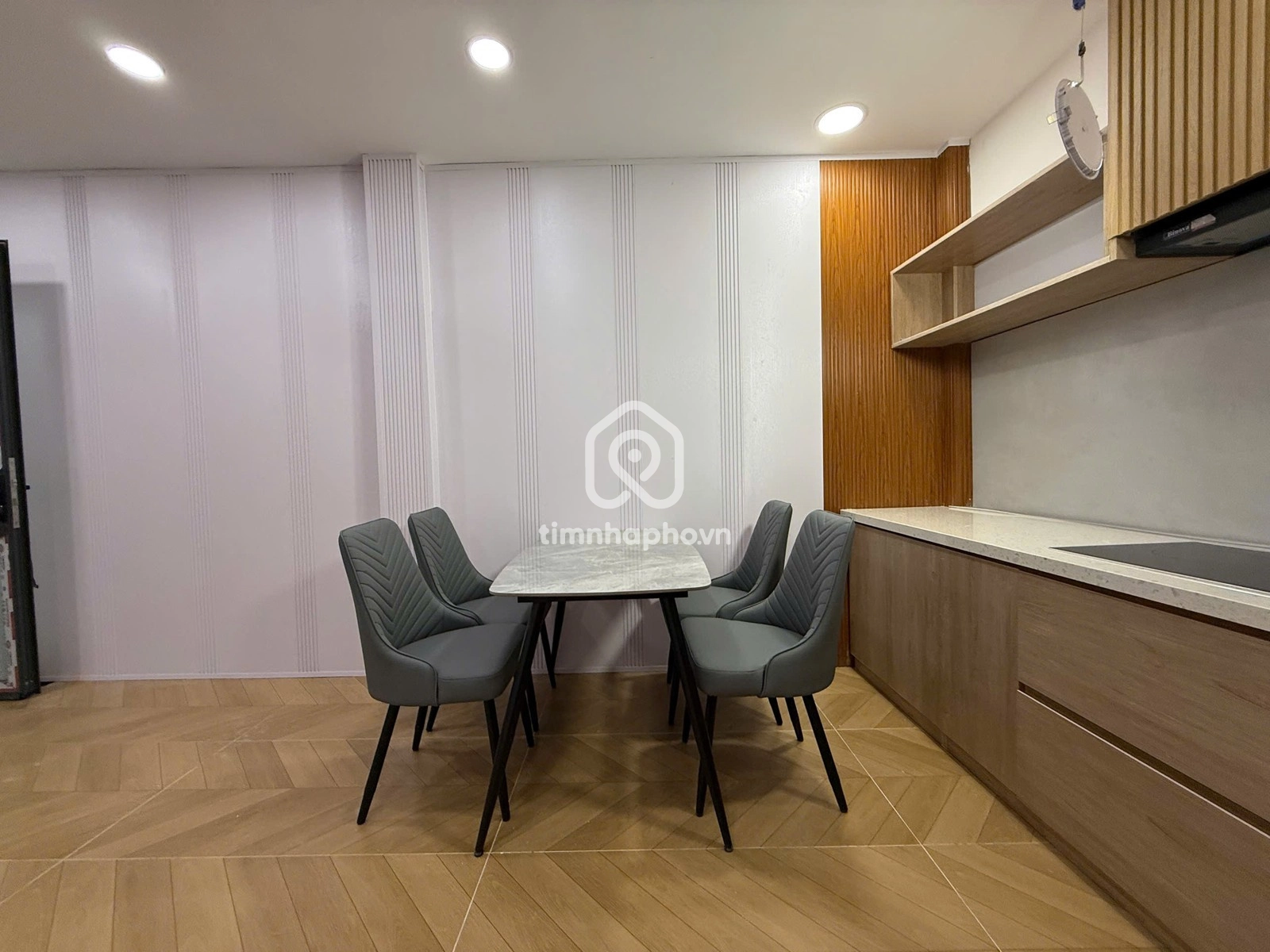 148/28 Đường Nguyễn Văn Cừ, Phường Cầu Ông Lãnh