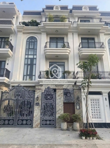 Nhà phố Hẻm Đường Nguyễn Hoàng Thủ Đức - 4 tầng - Giá Chỉ 45 Tỷ