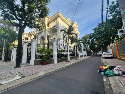 31 Đường Số 8, Phường Bình Phú