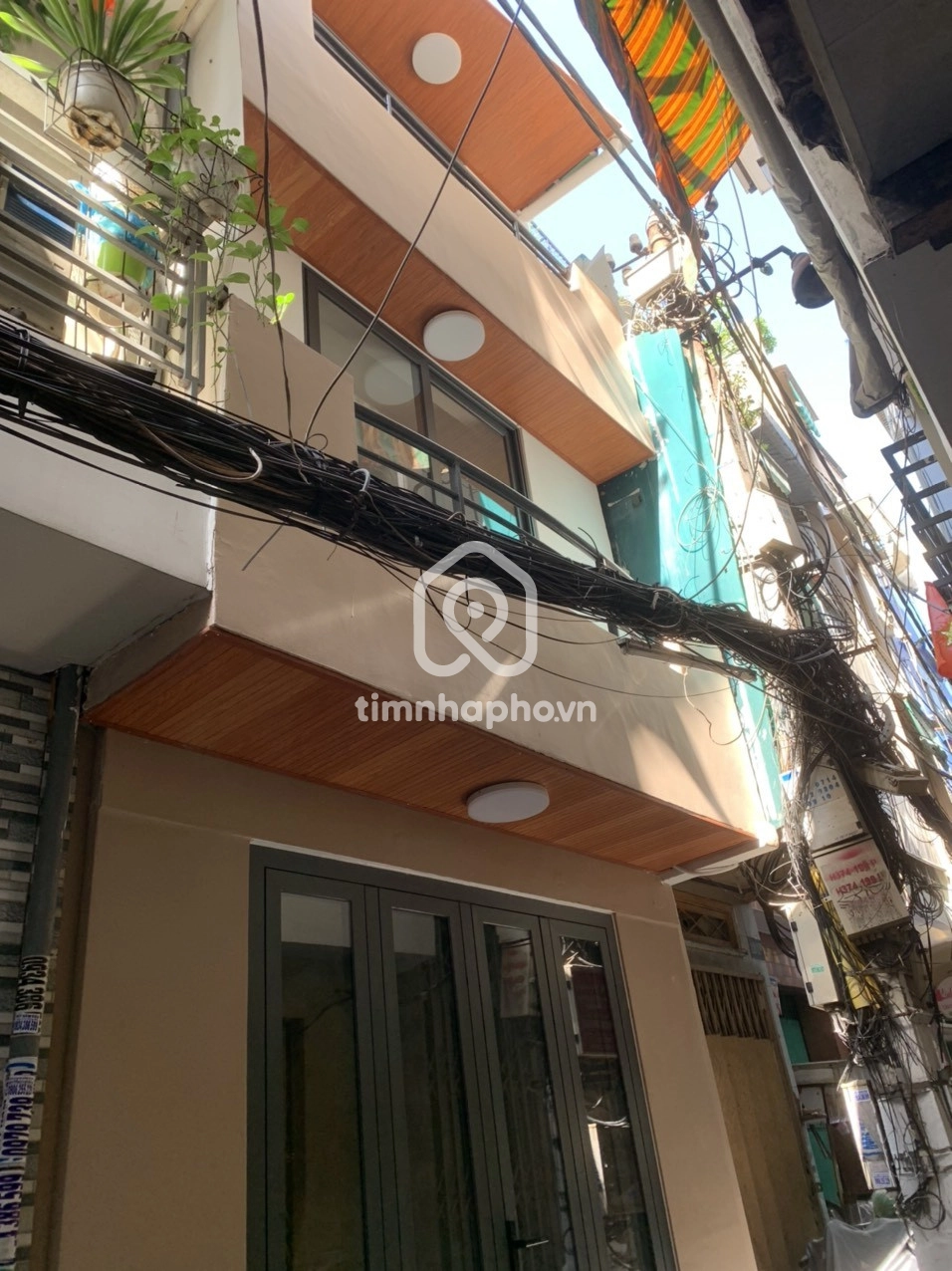 120/11 Đường Trần Hưng Đạo, Phường Bến Thành 120/11 Đường Trần Hưng Đạo, Phường Bến Thành