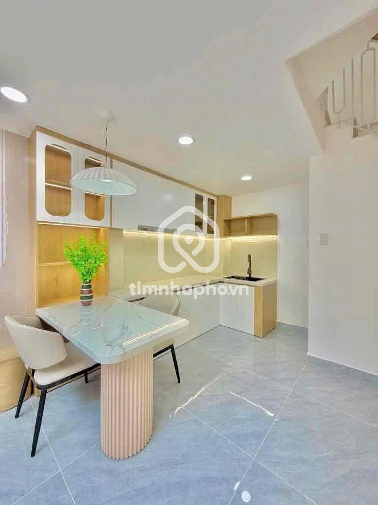 100/50/16 Đường Lê Văn Duyệt, 